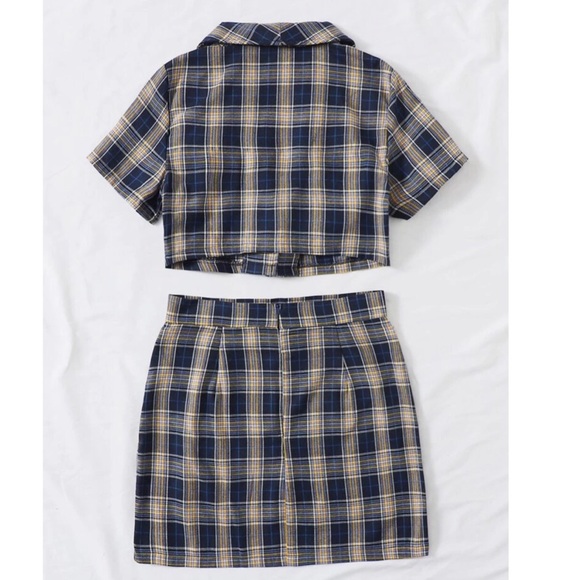 COPY - SHEIN SINGLE BUTTON TARTAN BLOUSE & SKIRT … - Picture 2 of 6
